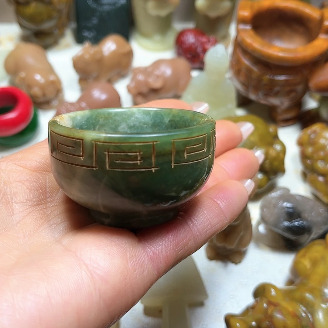 白玉菩提吊坠白玉菩提吊坠