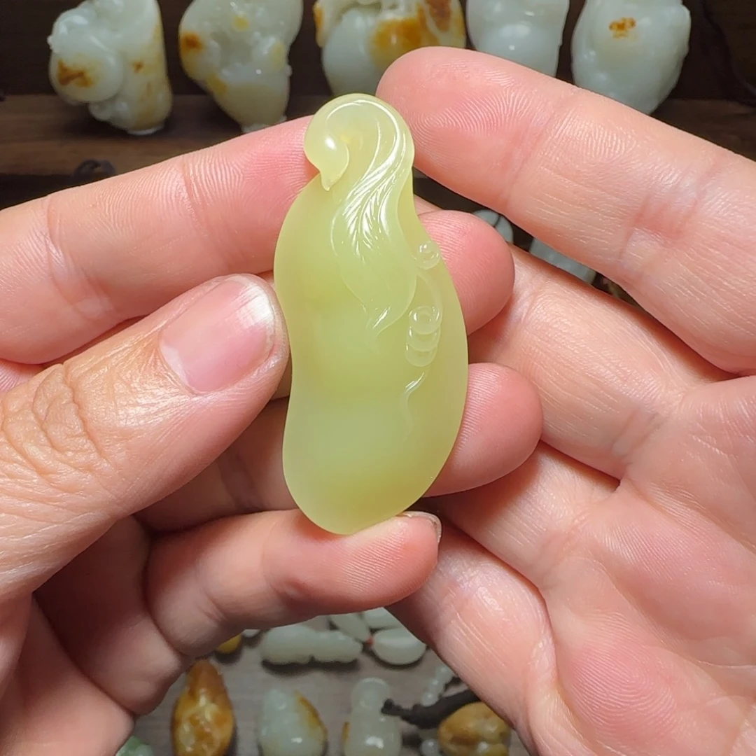 和田玉吊坠(赠链)未镶嵌仝*