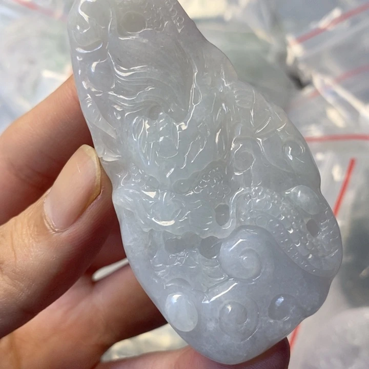 翡翠未镶嵌颈饰天然翡翠A货