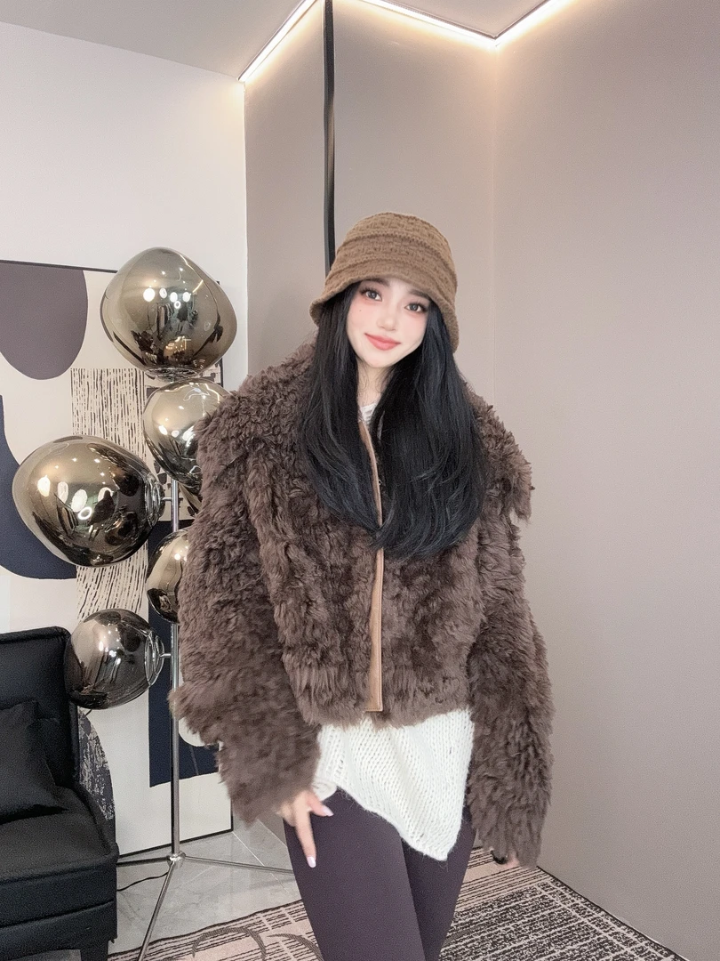 【媛媛推荐】XIASIQING｜25FW P011 新款时尚休闲皮毛一体外套