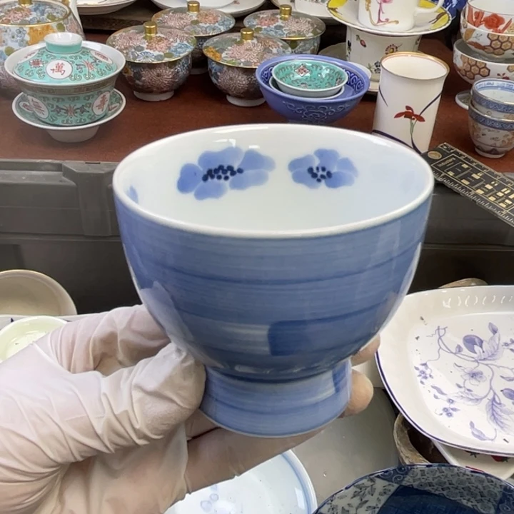 他家瓷器真美…开播了