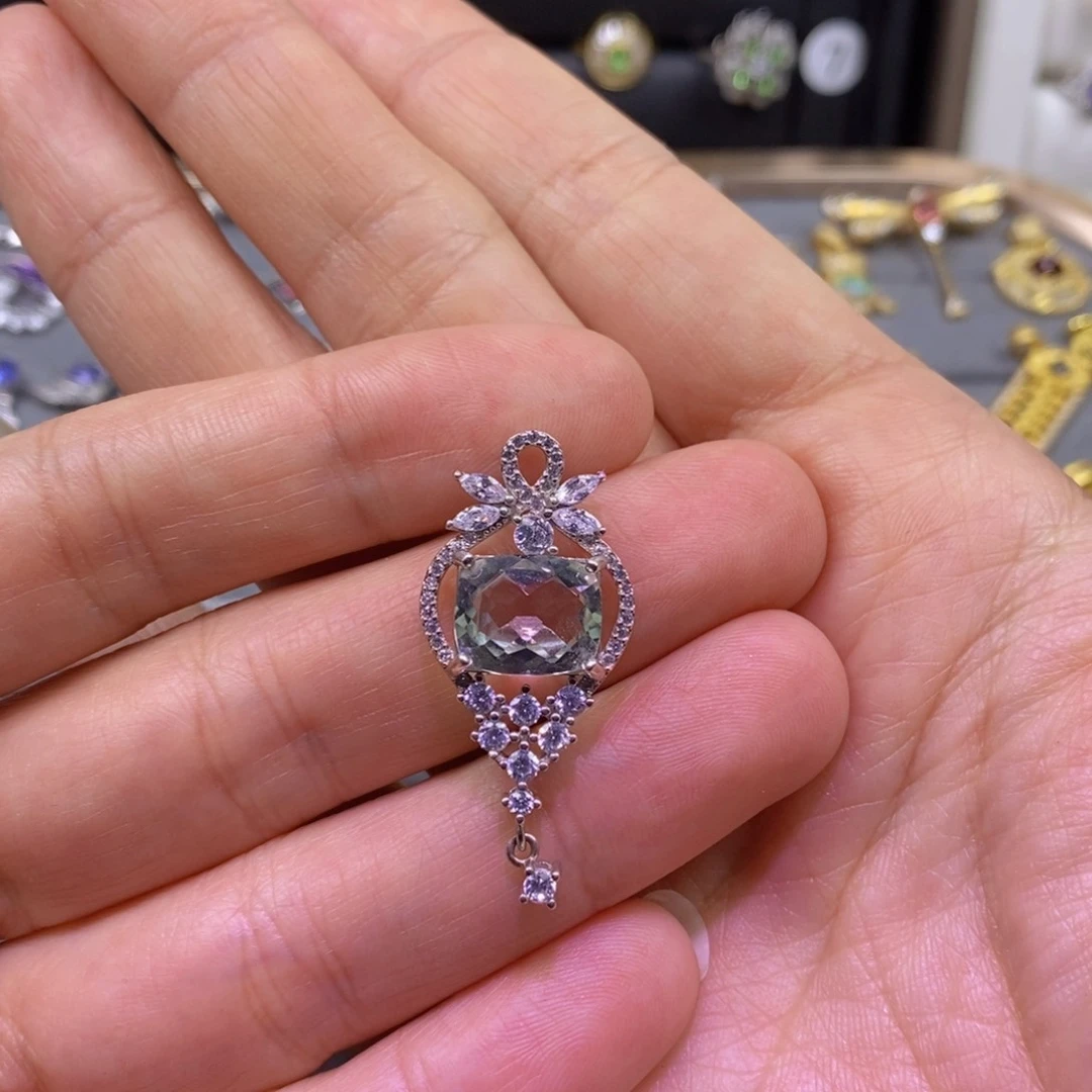绿水晶吊坠(不含链)银S925镶嵌P****