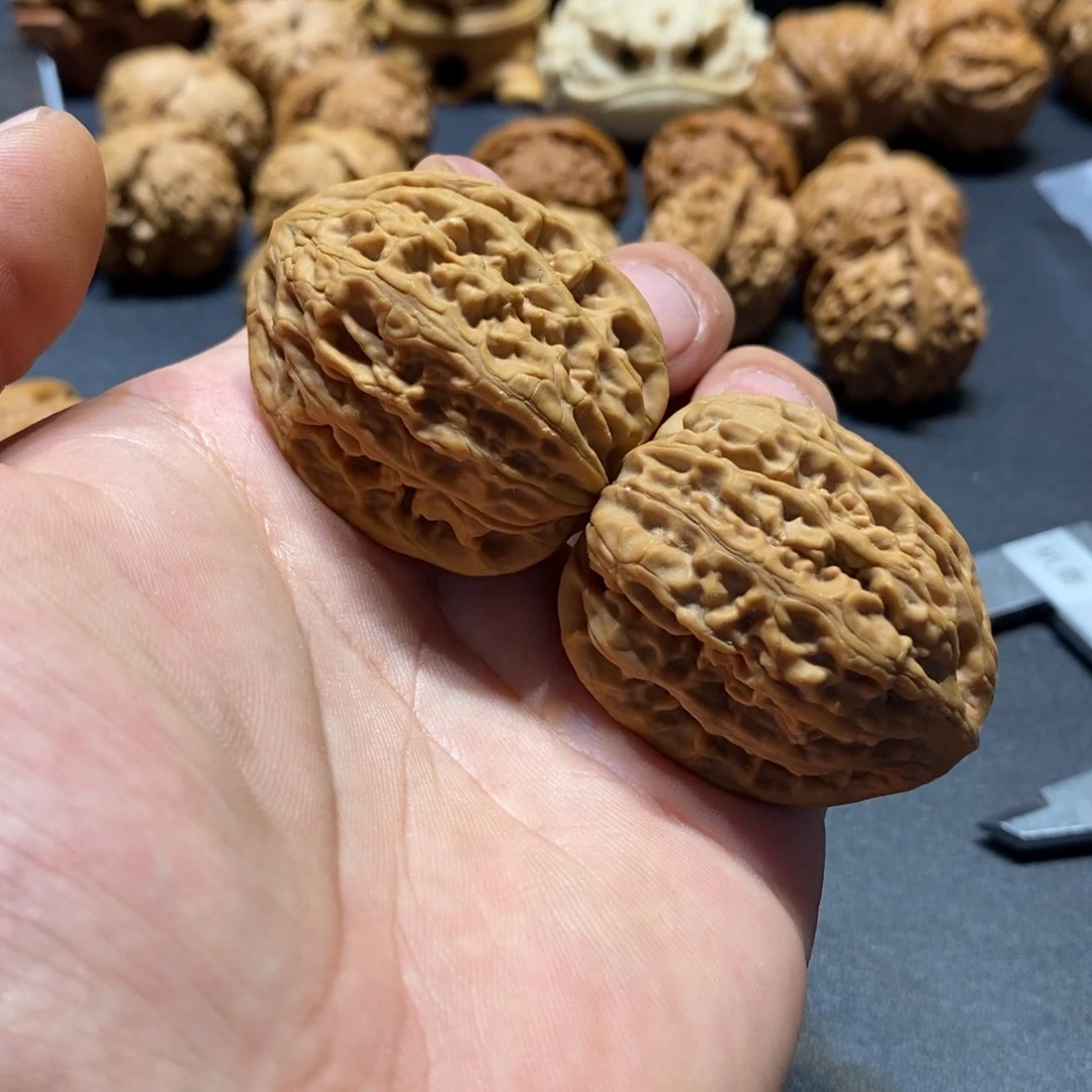 文玩核桃把件维修老款鸡心精对