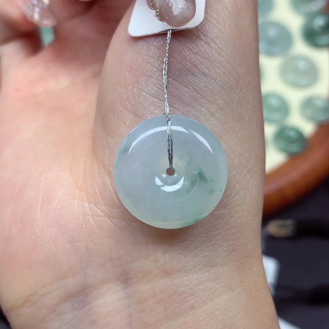 翡翠未镶嵌颈饰吊坠19.3/6mm