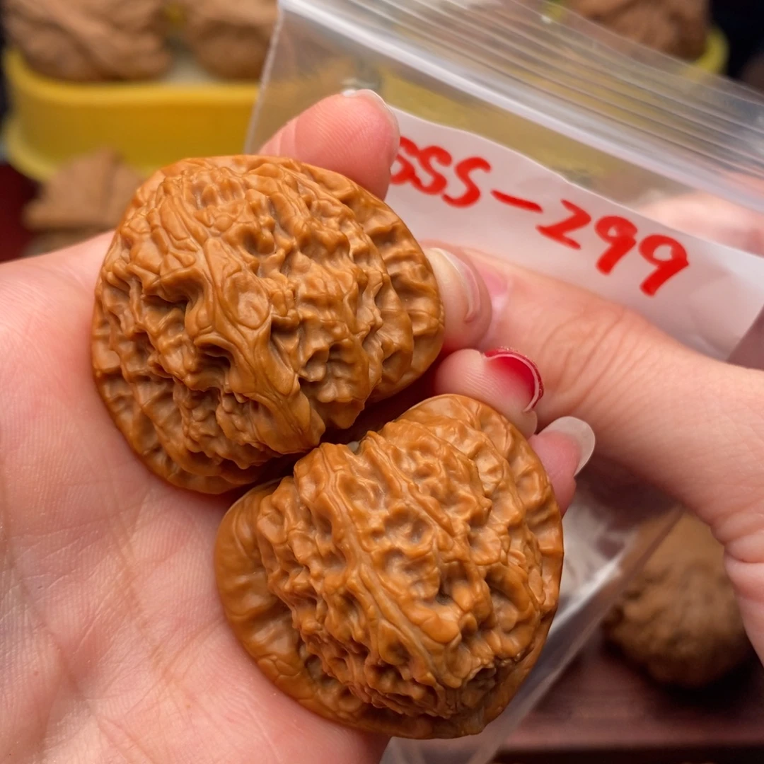 桃核把件毕业三角白36……