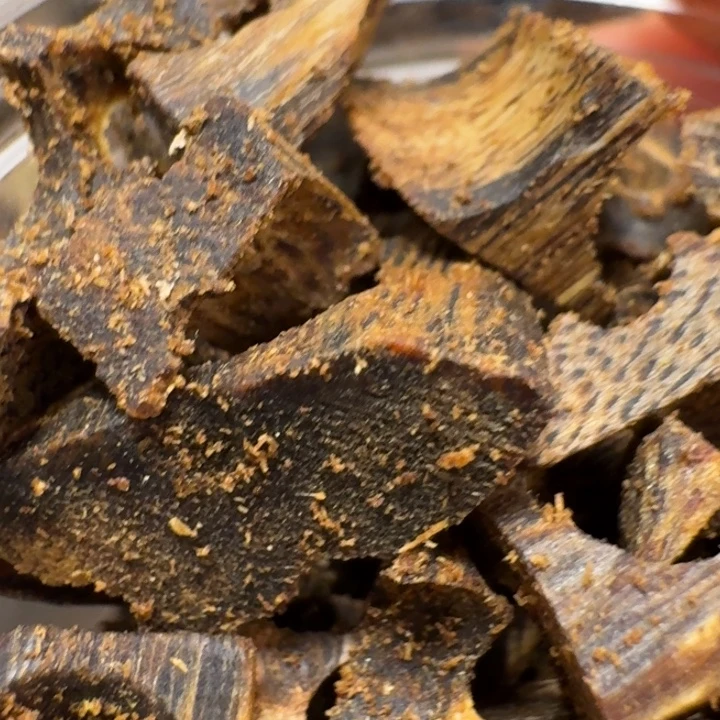 沉香沉香碎屑棋楠老乌身原叶高端车珠块料30克