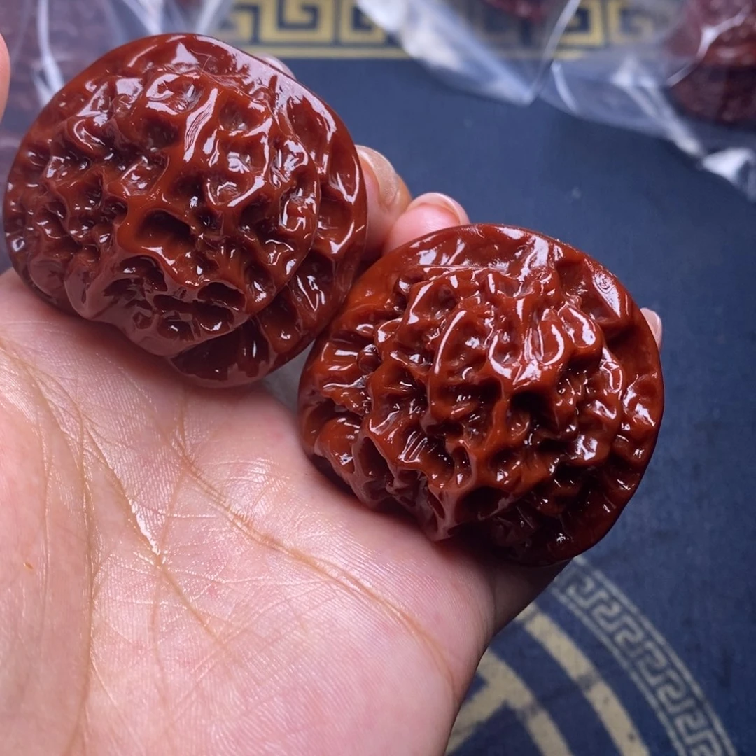 文玩核桃吊坠帝王 45