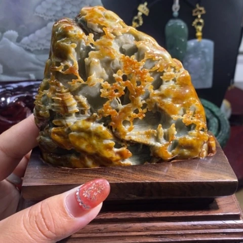 【闪购商品】颈饰未镶嵌翡翠山水