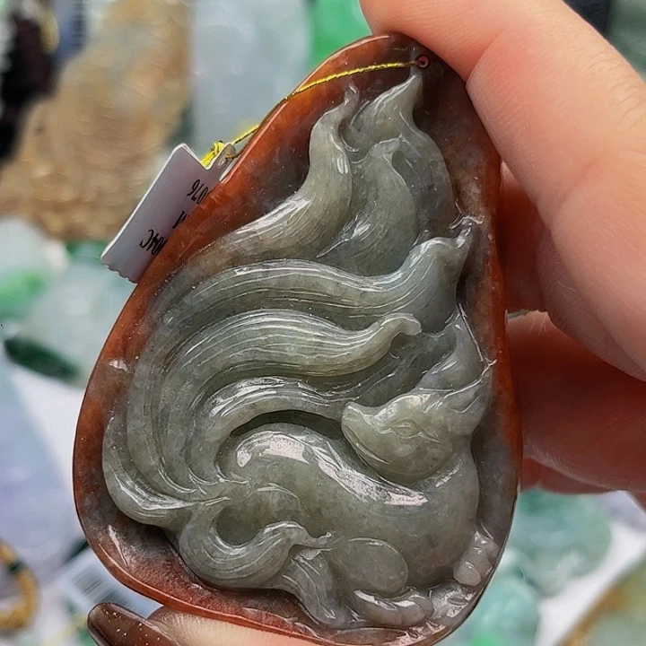 翡翠未镶嵌颈饰挂件