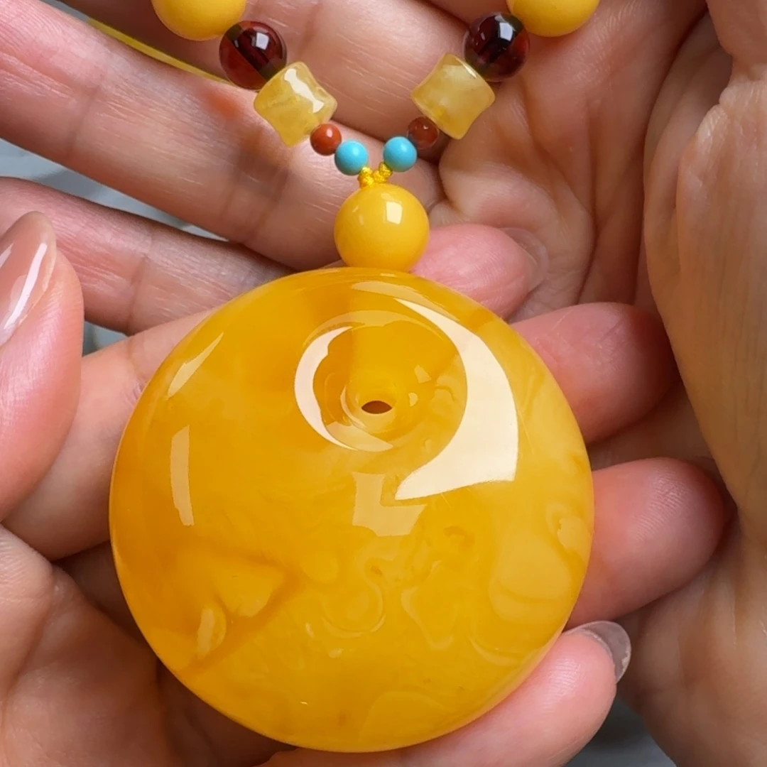 钱***多蜜蜡未镶嵌毛衣链无优化无烤色无补胶无覆膜无辐照无煮蜜