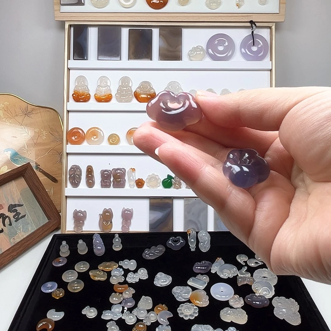 玛瑙/玉髓颈饰合金巴**雨