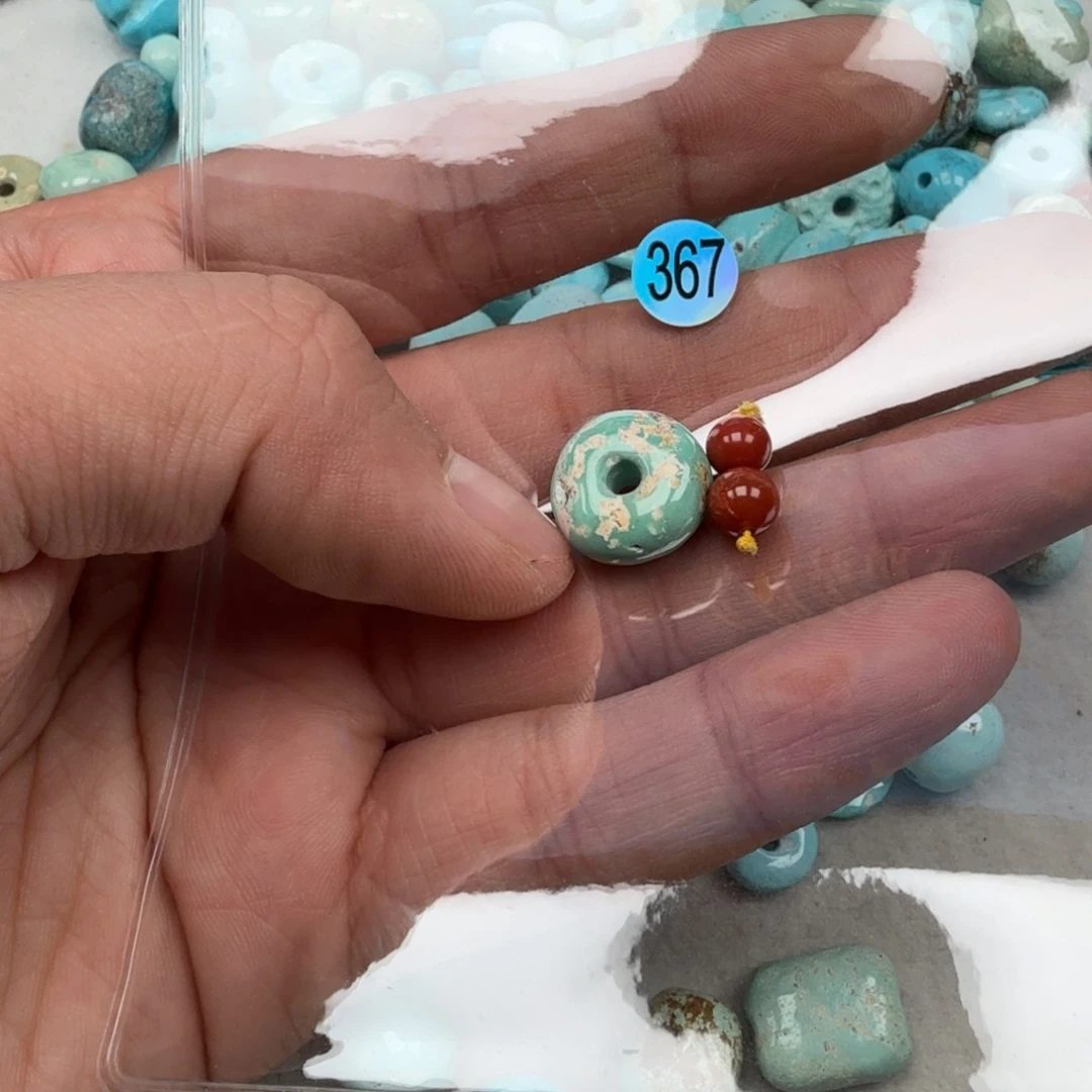 南红玛瑙未镶嵌珠宝奇石