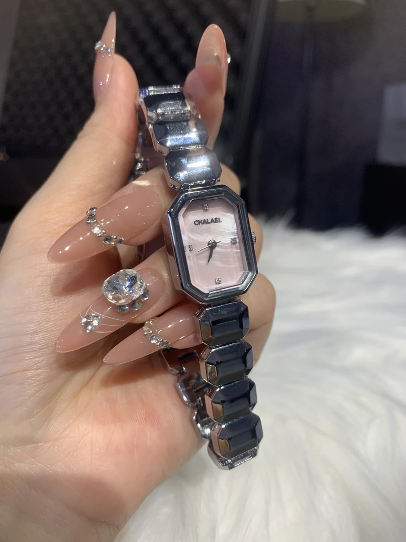 CHALAEL新款小冰糖深海粉贝母潮流时尚女士精致腕表063