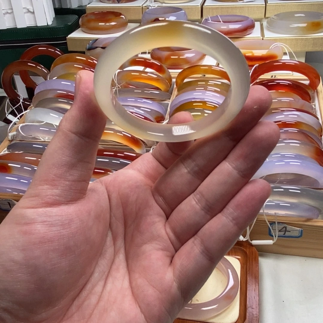 玛瑙/玉髓未镶嵌手镯