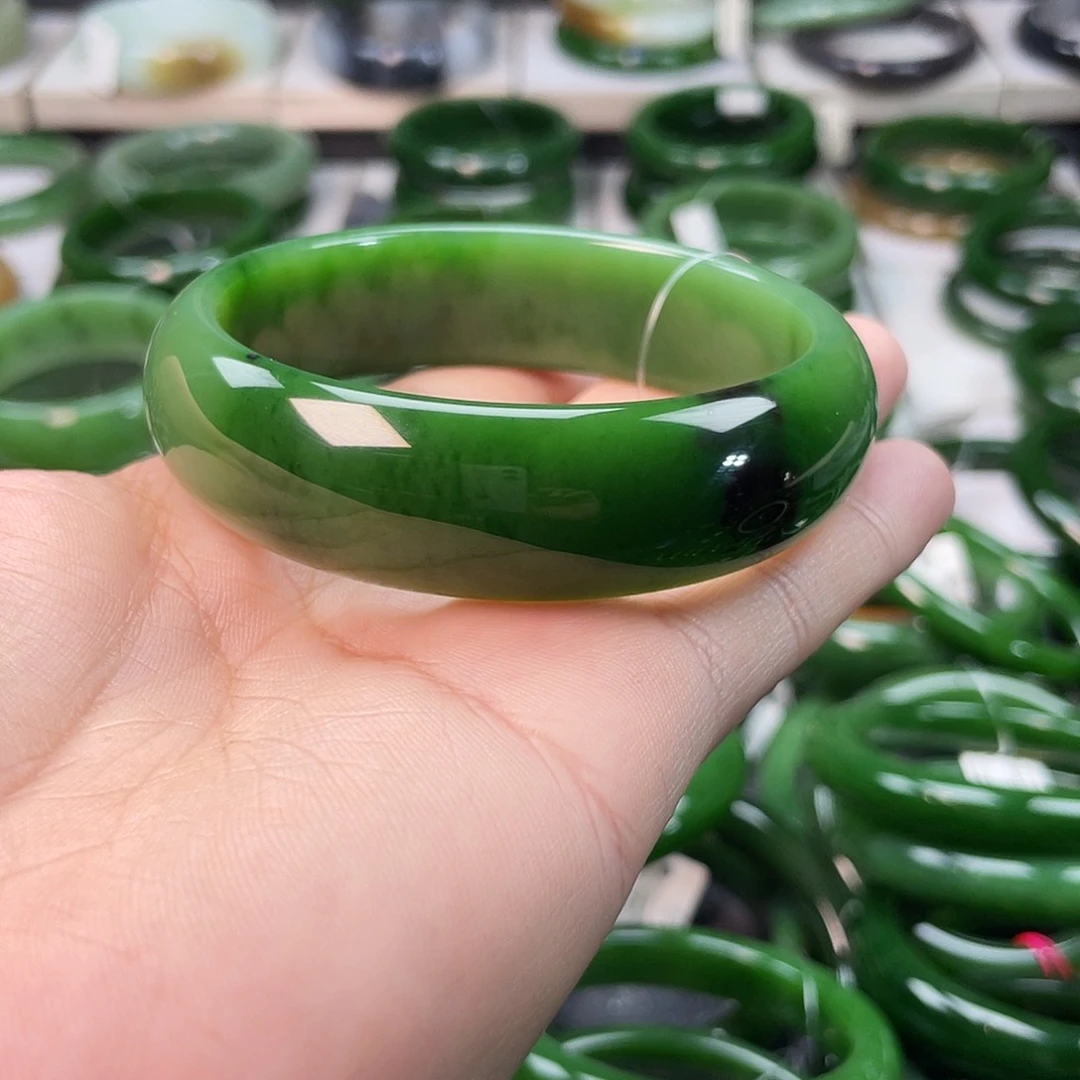 和田玉（碧玉）手镯未镶嵌