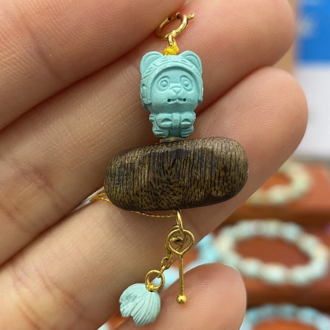 绿松石18K金镶嵌珠宝奇石