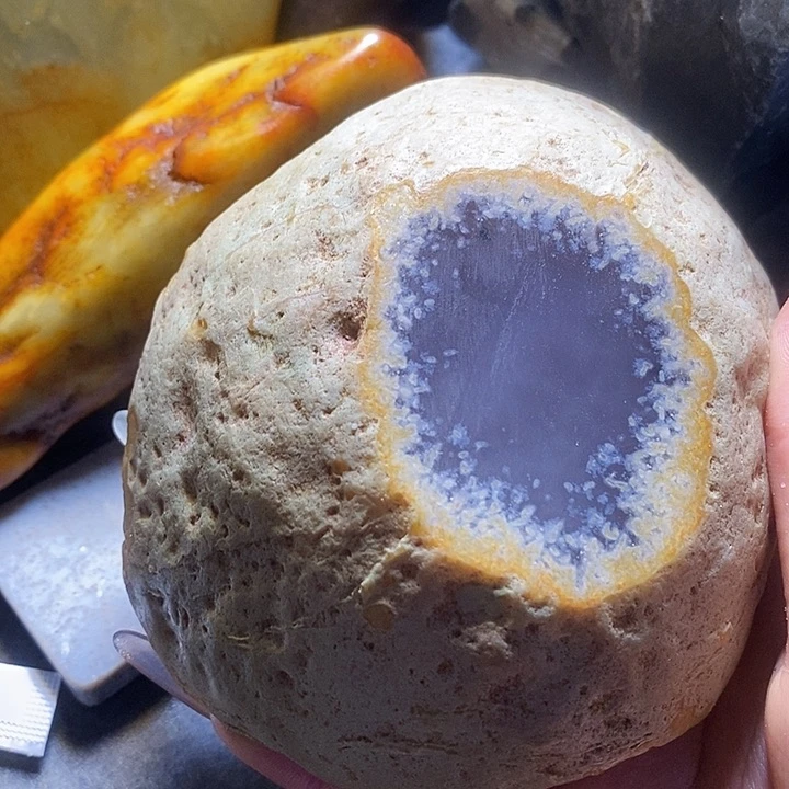 透闪石质玉未镶嵌珠宝半成品
