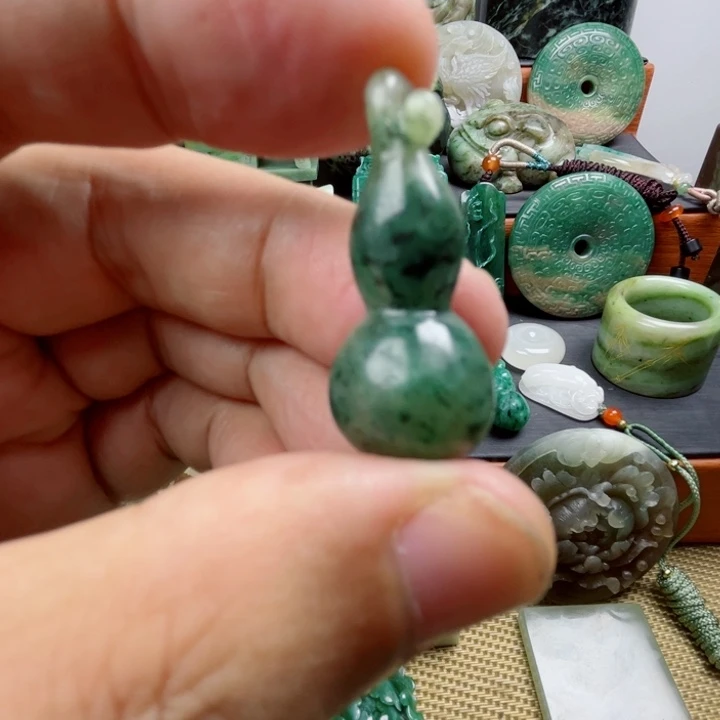未镶嵌独山玉珠宝半成品