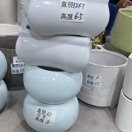 多肉绿植陶瓷花盆9.9包邮,有孔