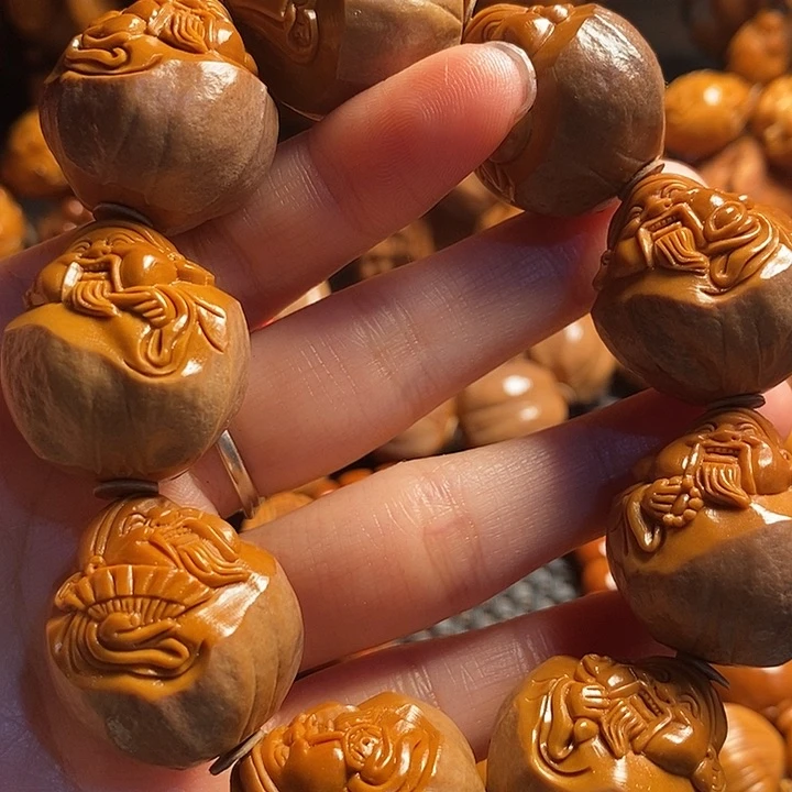 吊坠橄榄核用****深包衣财神