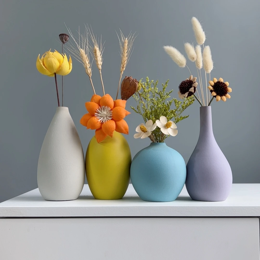 摆件陶瓷小花瓶摆件含花总高约20-30cm