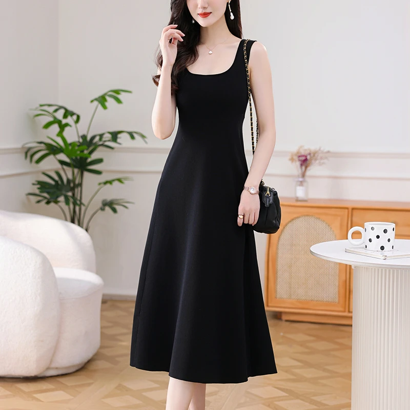 薄款别致连衣裙轻奢高级感夏装吊带背带裙长款过膝A字冰丝背心裙