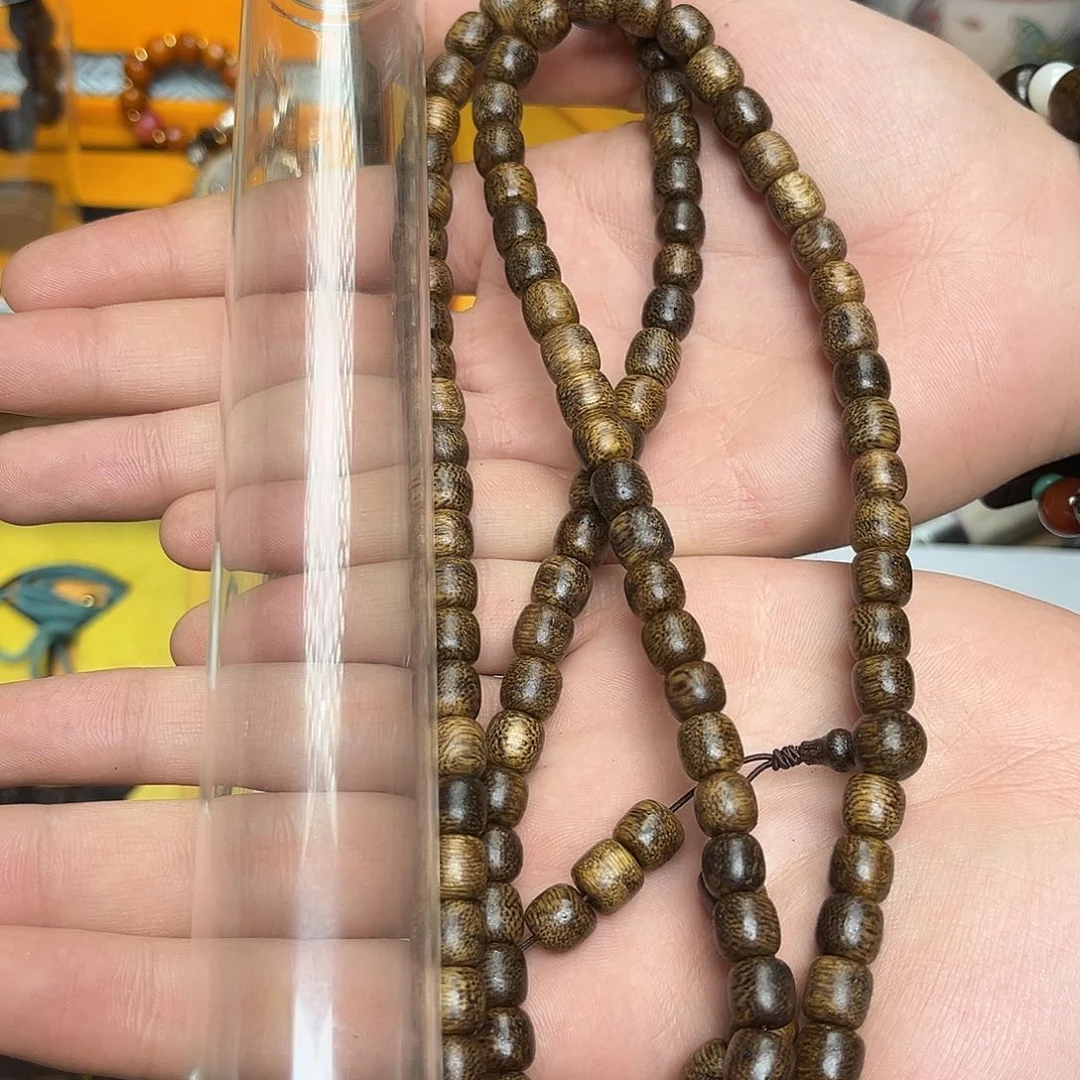 大叶紫檀（黑酸枝木类）