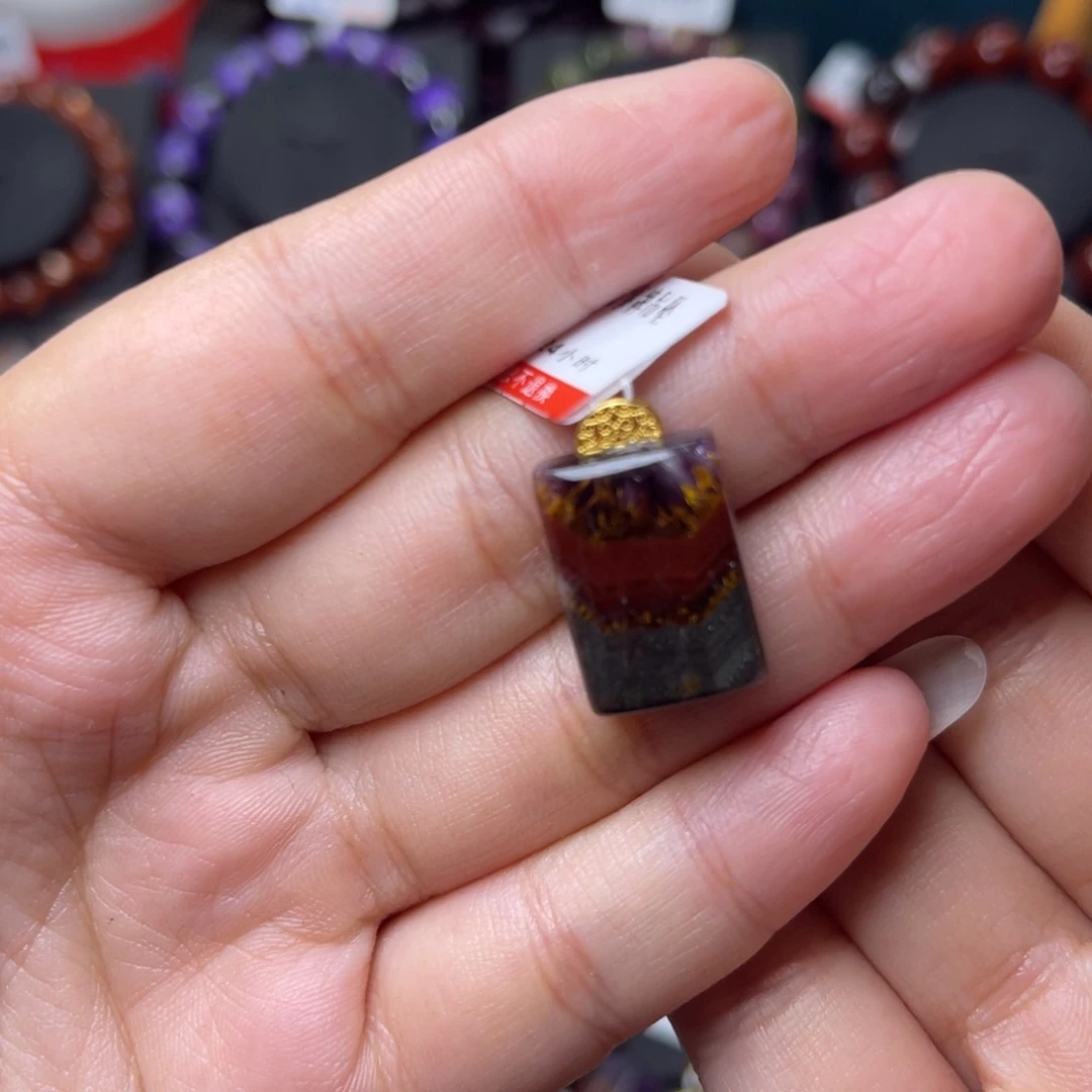 水晶18K金镶嵌手链极光四色吊坠