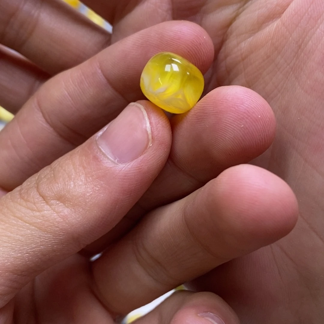 ***琥珀未镶嵌珠宝奇石