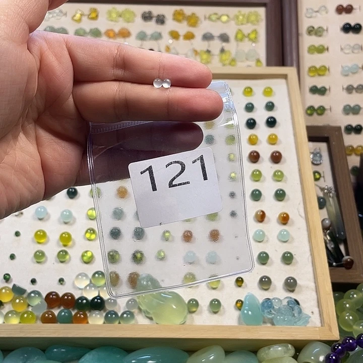 蛇纹石玉合金耳钉
