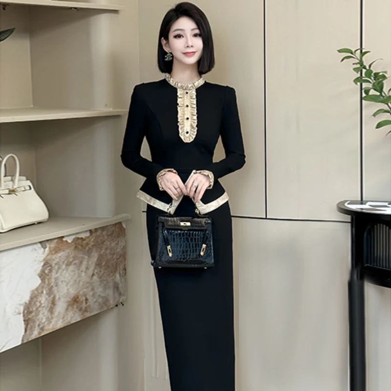【V】【连衣裙】2025名媛女神配大衣高级法式小香风打底连衣裙女2977