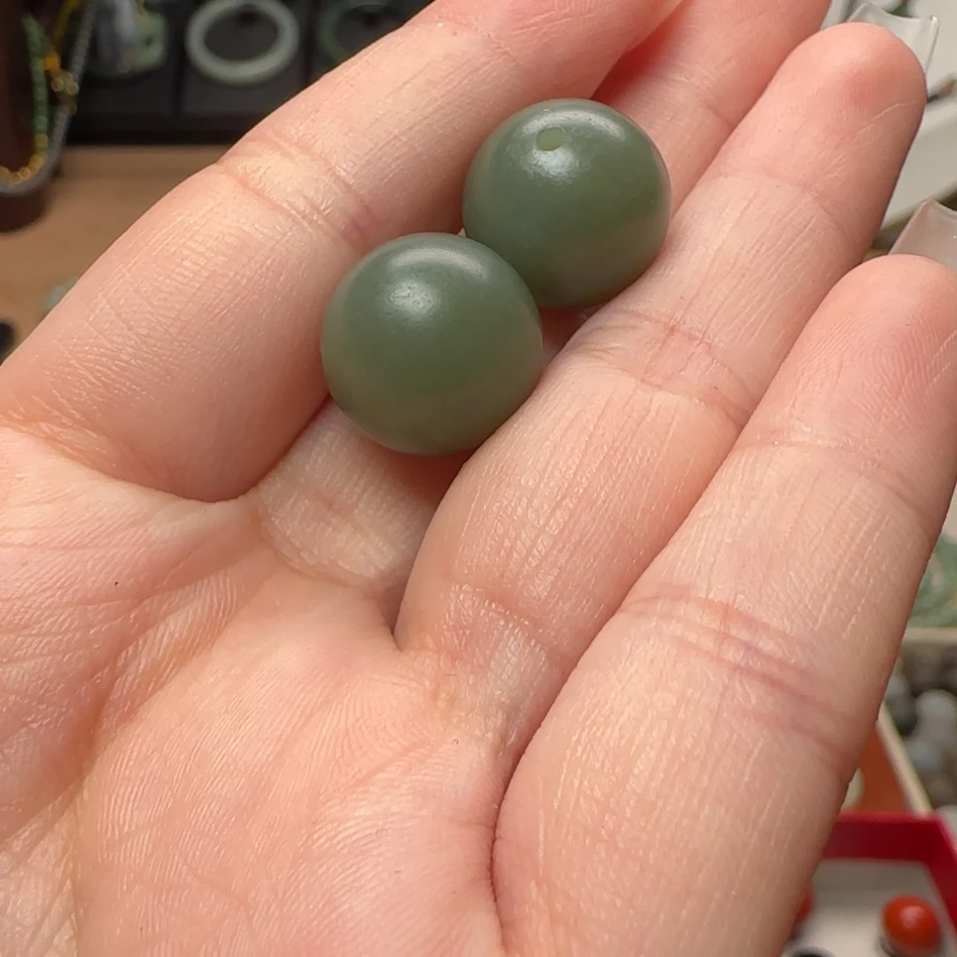 和田玉未镶嵌颈饰青玉籽50一对14mm