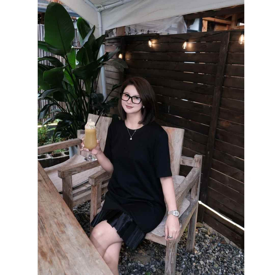 JIAO.AO【维纳斯】小众时尚纯色优雅拼接连衣裙Y525