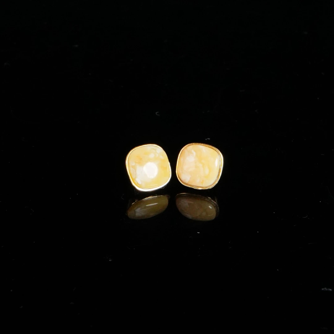 DY-M210俄料耳钉（925银）3.3g