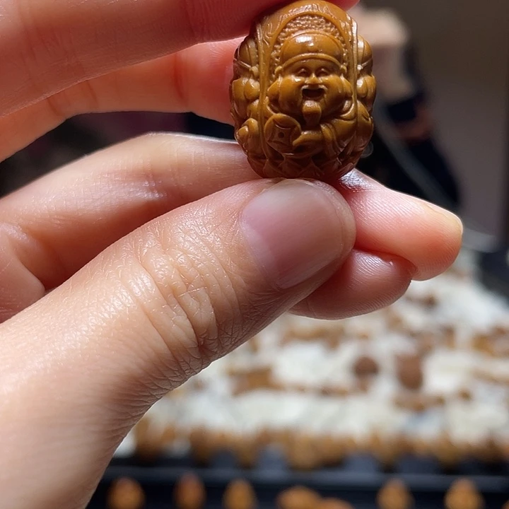 吊坠橄榄核八方来财