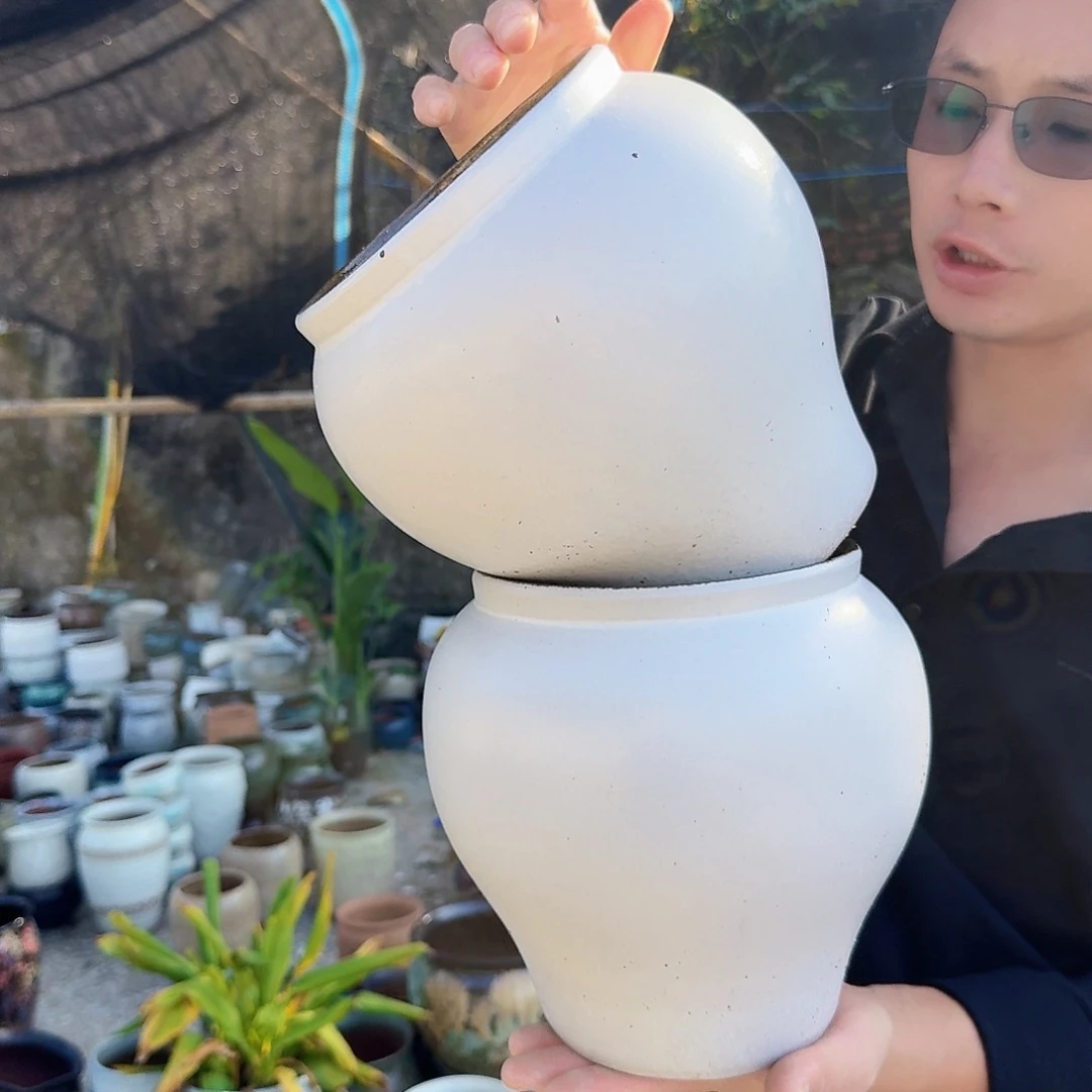 紫砂花盆口16高21（一个白色白色