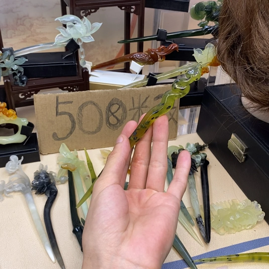 迪***W蛇纹石玉合金发饰