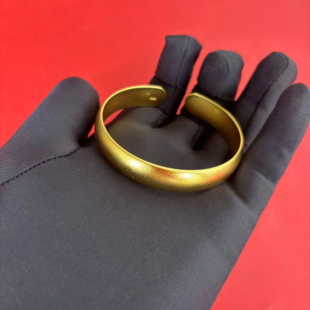 52  重工经典宽版磨砂手镯不褪色