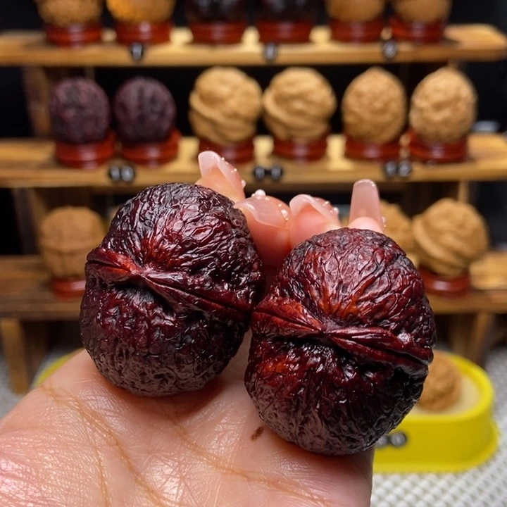 文玩核桃吊坠泰伦14