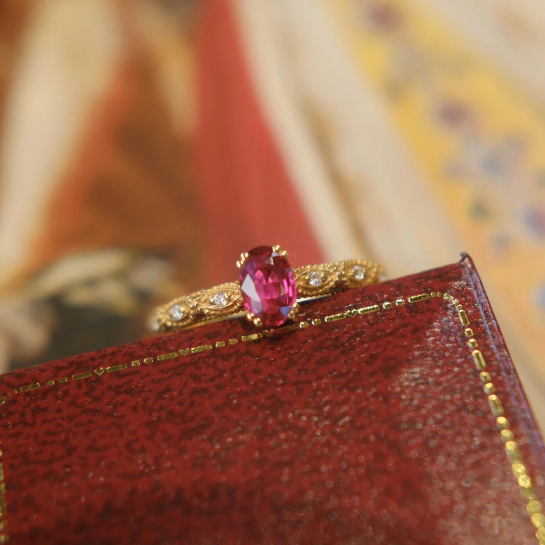 18K金镶嵌天然红宝石戒指0490