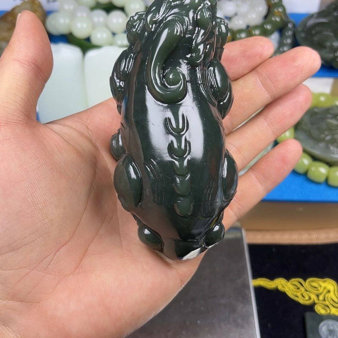 和田玉未镶嵌颈饰新疆和田玉且末蓝貔貅
