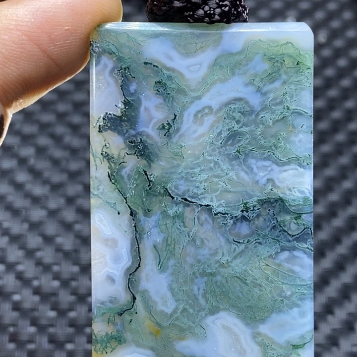 玛瑙/玉髓颈饰未镶嵌那**谁
