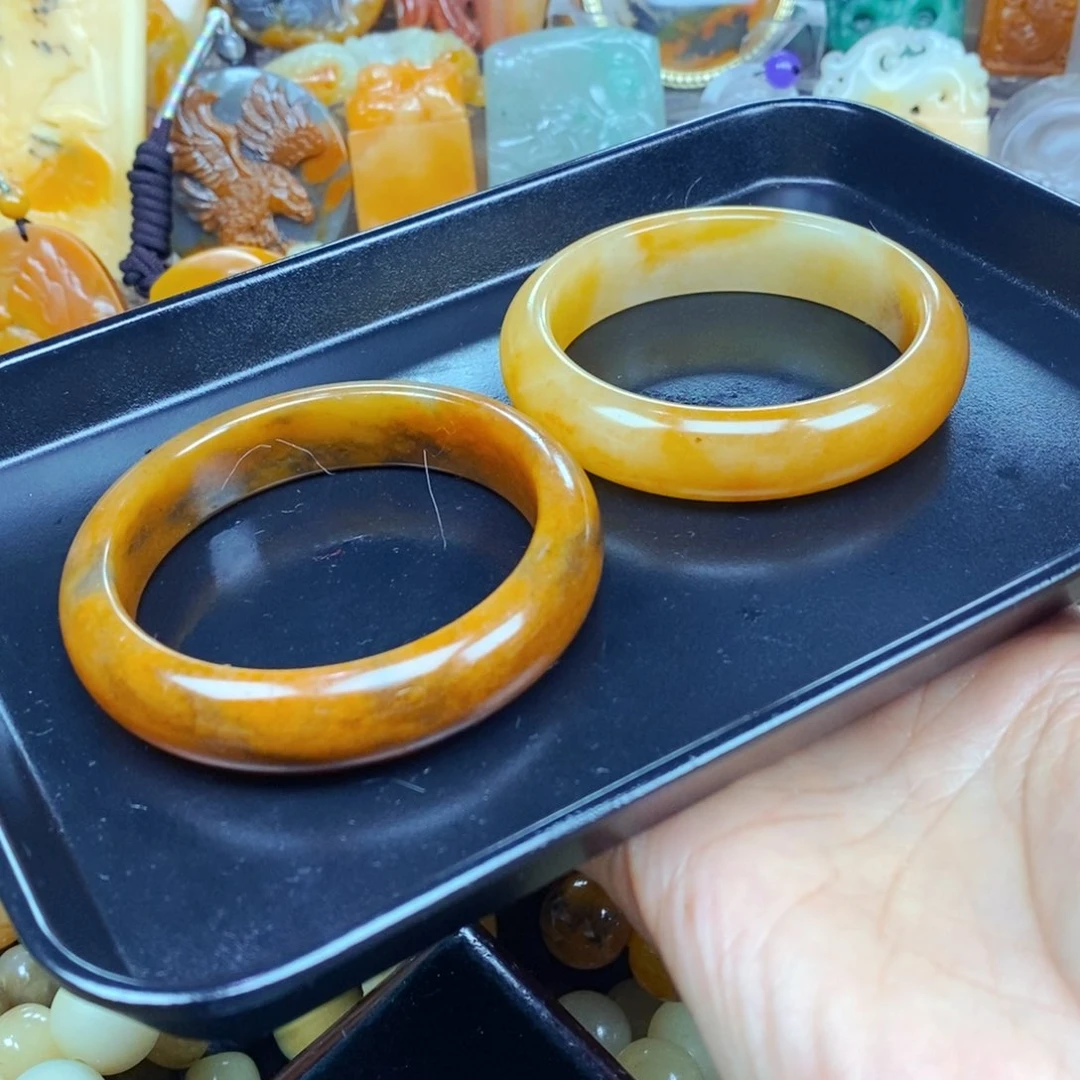 石英质玉未镶嵌颈饰
