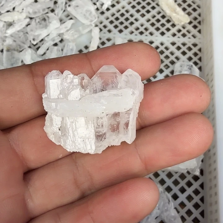 珠宝半成品未镶嵌水晶
