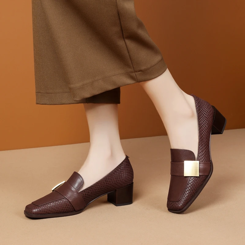 8793-2中口单鞋女鞋新款百搭软羊皮棕色方头小皮鞋粗跟