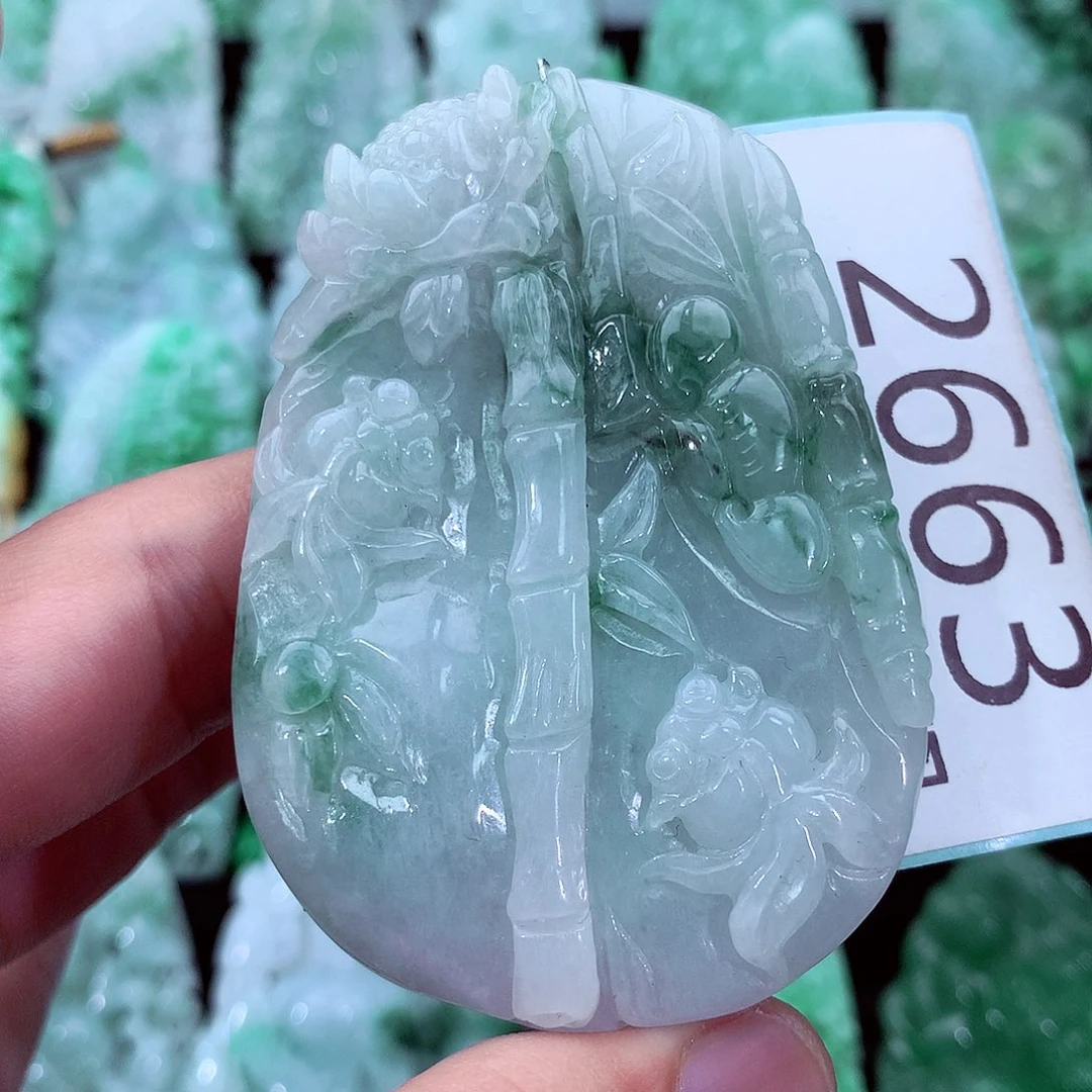 翡翠未镶嵌吊坠(不含链)