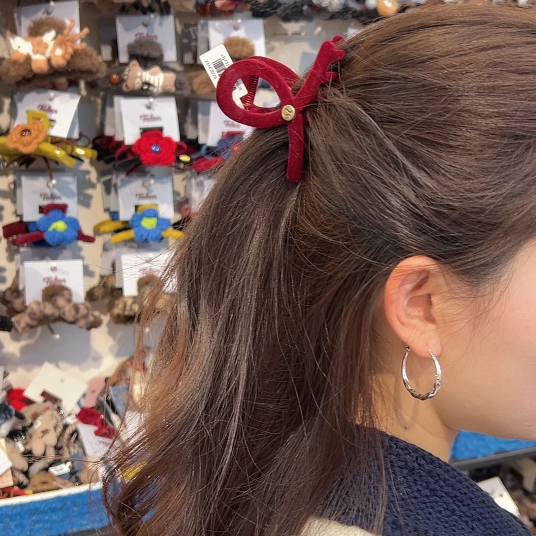 布艺铁合金红色植绒小抓夹