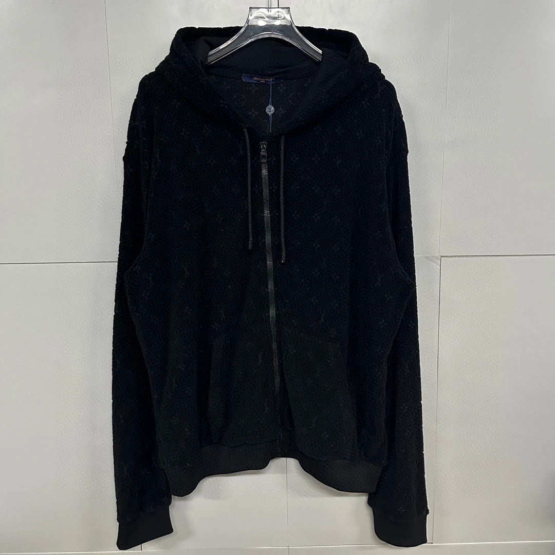 全新未使用 LV 暗纹满印logo连帽外套 L码 D19995