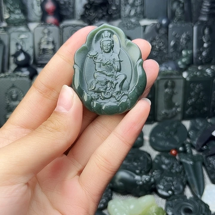 和田玉（青玉）颈饰未镶嵌