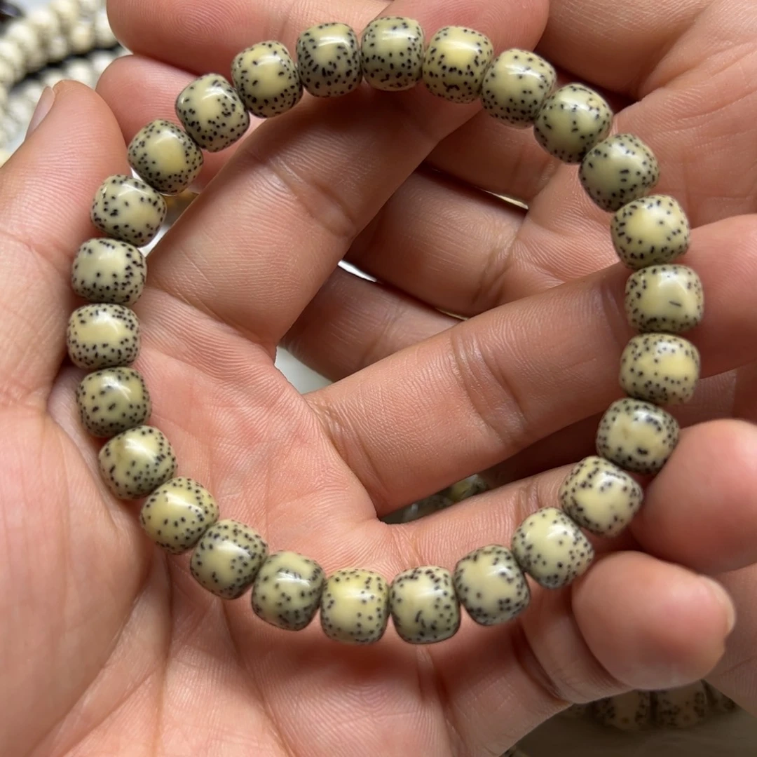 吊坠星月菩提同枝9-8侧留白